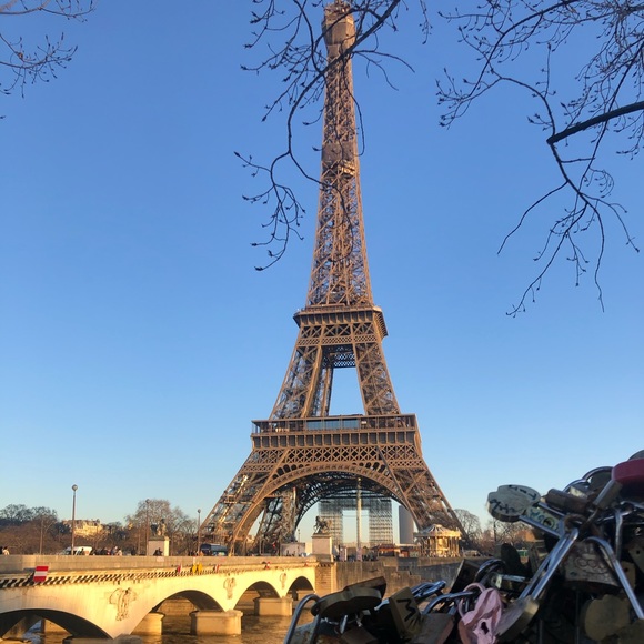 Meet your Posher, Justine - Picture 1 of 1